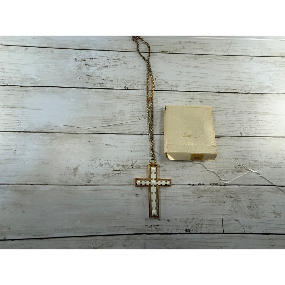 Vintage Beeline Gold Tone‎ Cross Pendant Necklace Cream Geometric 3471 with Box